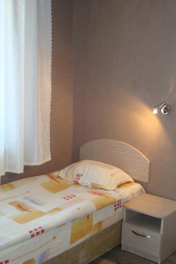 Hotel Maritsa Lyubimets Exteriör bild