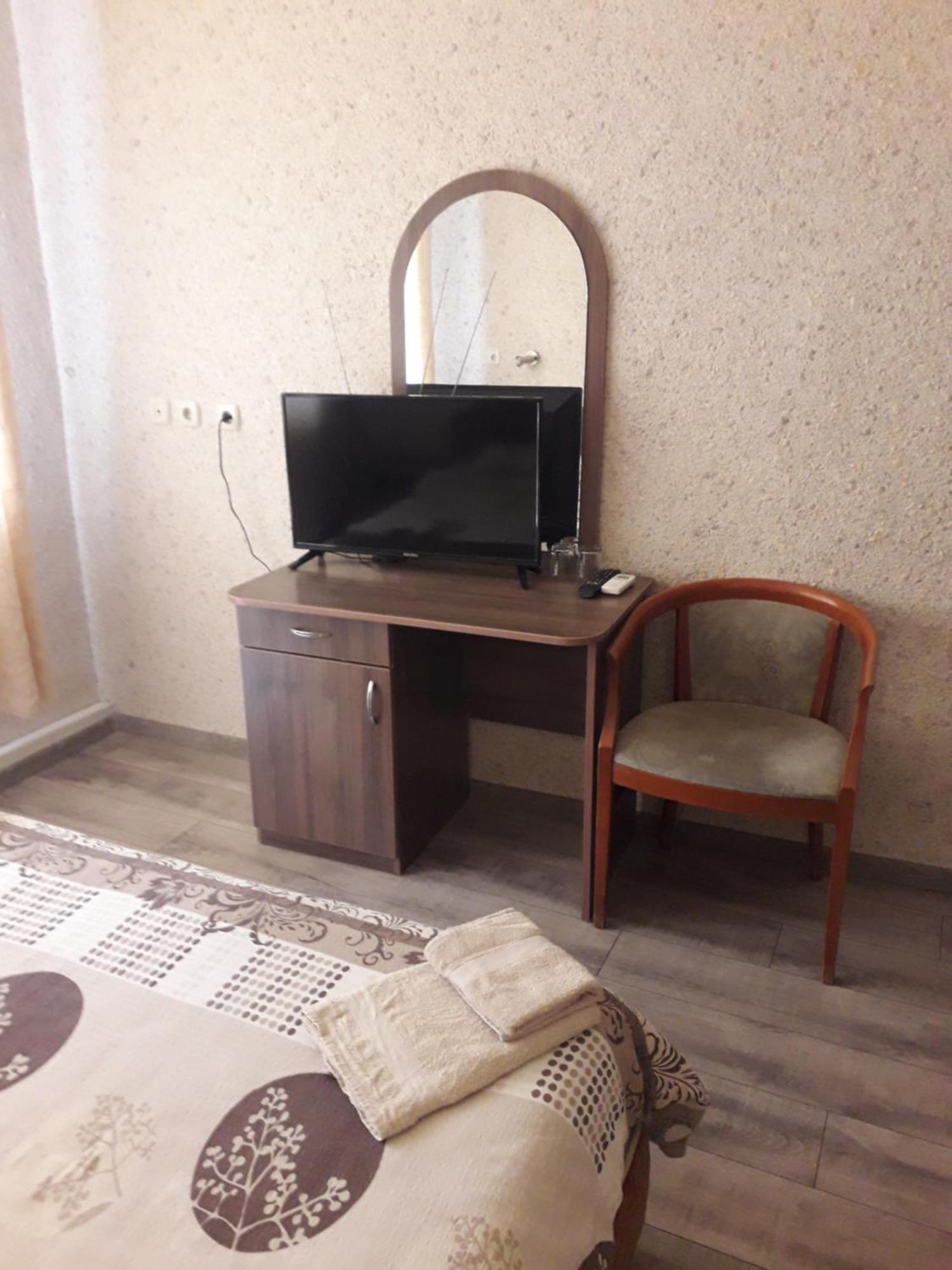 Hotel Maritsa Lyubimets Exteriör bild
